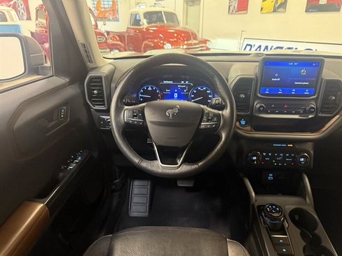 Used 2021 Ford Bronco Sport Outer Banks w/ Outer Banks Package AWD/4WD image 17