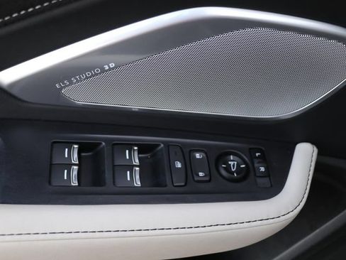 Used 2025 Acura RDX w/ Advance Package AWD/4WD image 19