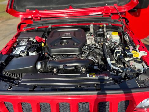 Used 2019 Jeep Wrangler Unlimited Sport S AWD/4WD image 15