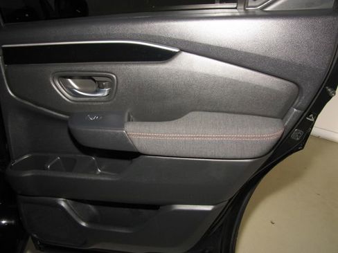 Certified 2025 Honda Pilot Sport image 17