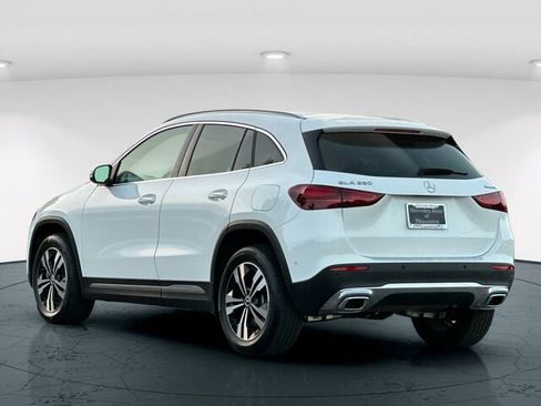 Used 2025 Mercedes-Benz GLA 250 4MATIC image 5
