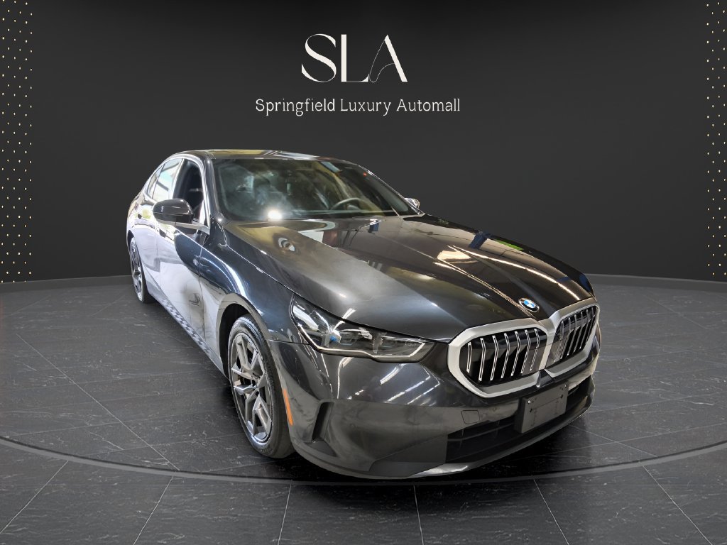 Used 2026 BMW 530i xDrive AWD/4WD image 1