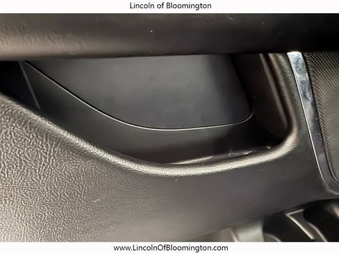 Used 2019 Lincoln Navigator Select AWD/4WD image 47