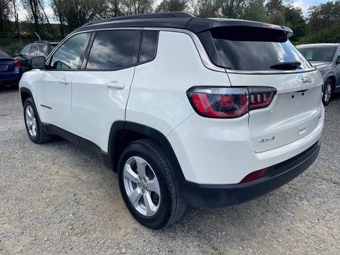 Used 2019 Jeep Compass Latitude w/ Popular Equipment Group AWD/4WD image 7