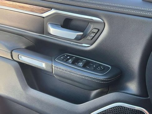 Used 2020 RAM 1500 Laramie AWD/4WD image 23