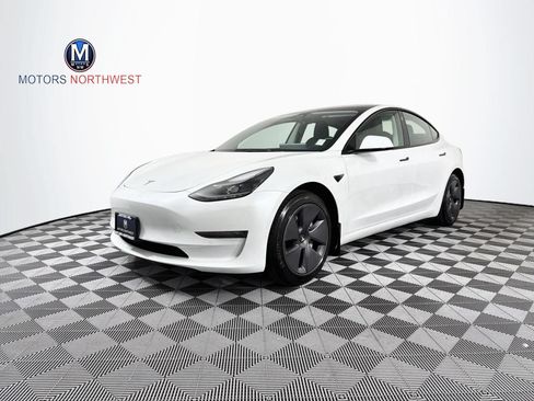 Used 2022 Tesla Model 3 RWD image 1
