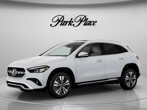 Certified 2026 Mercedes-Benz GLA 250 image 2