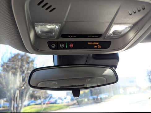 Used 2023 Chevrolet Malibu LT image 23