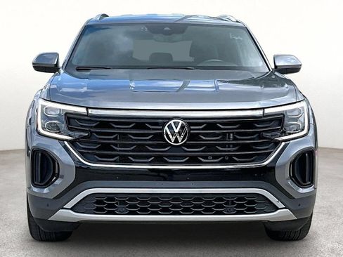 Used 2025 Volkswagen Atlas Cross Sport SE AWD/4WD image 3