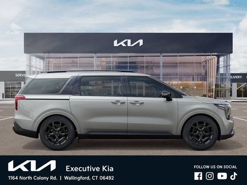 New 2026 Kia Carnival SX Prestige FWD image 7