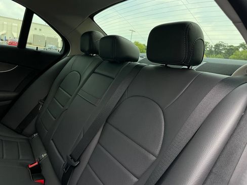 Used 2019 Mercedes-Benz C 300 Sedan image 39