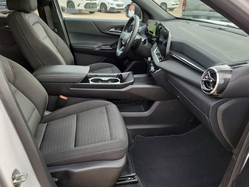 Certified 2025 Chevrolet Equinox LT image 27