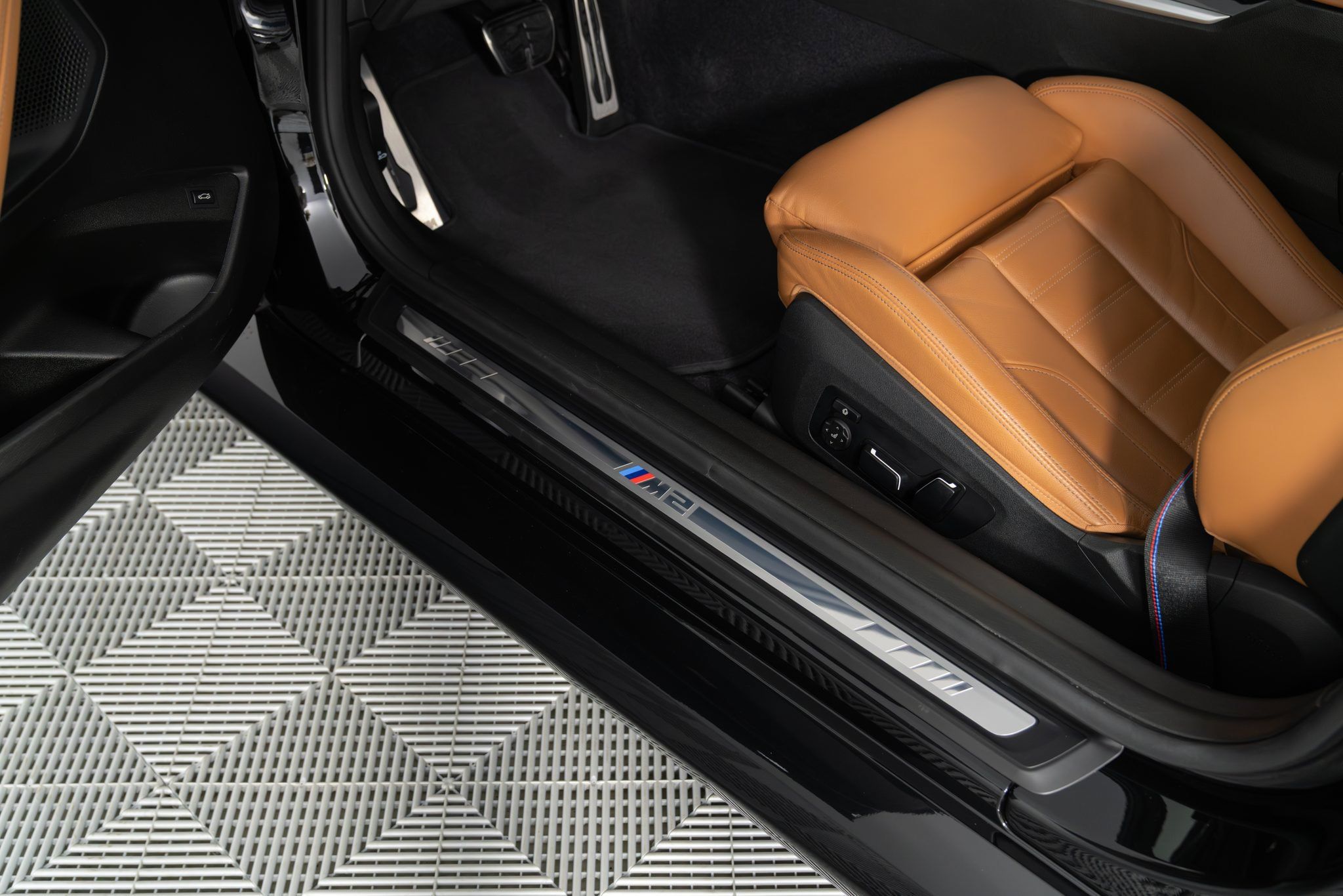 Used 2024 BMW M2 RWD image 29