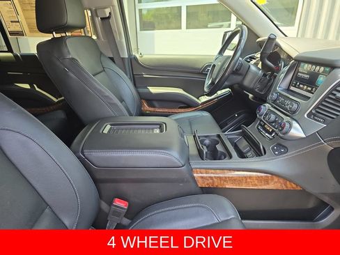 Used 2020 Chevrolet Tahoe Premier AWD/4WD image 10