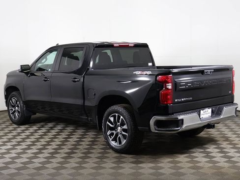 Used 2024 Chevrolet Silverado 1500 LT image 8
