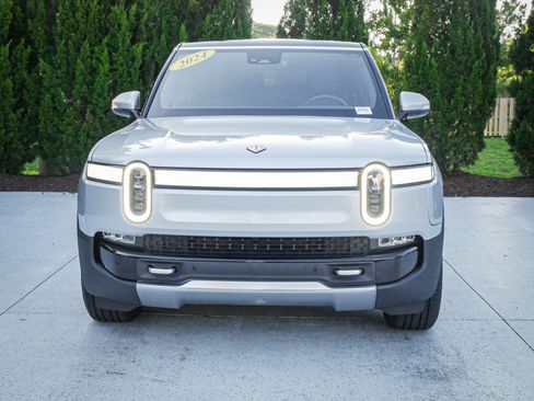 Used 2024 Rivian R1S Adventure Quad AWD/4WD image 3