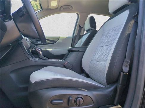 Used 2024 Chevrolet Equinox LT AWD/4WD image 15