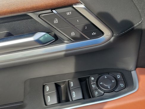 New 2026 GMC Sierra 2500 Denali Ultimate AWD/4WD image 18