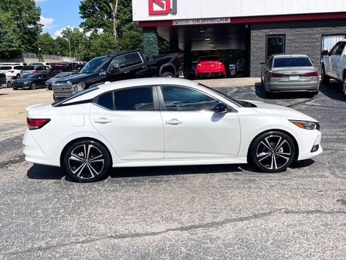 Used 2021 Nissan Sentra SR FWD image 4