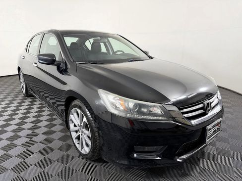 Used 2015 Honda Accord Sport image 5