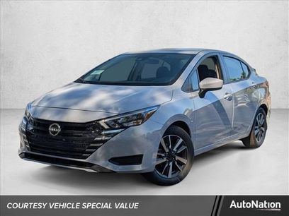 New 2025 Nissan Versa SV w/ Trunk Package