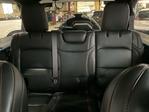 Used 2024 Jeep Wrangler Rubicon w/ XTREMEE 35" Tire Package image 25