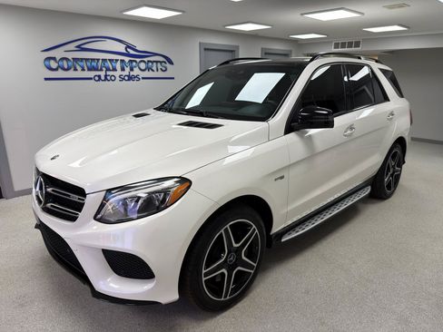 Used 2017 Mercedes-Benz GLE 43 AMG 4MATIC image 2