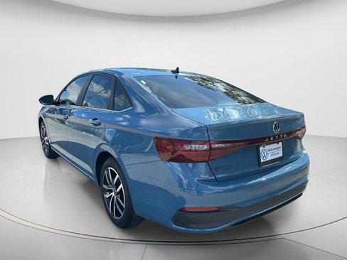New 2026 Volkswagen Jetta SE FWD image 3