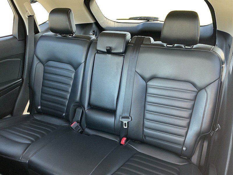 Used 2024 Ford Edge SEL AWD/4WD image 12