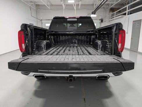 Certified 2019 GMC Sierra 1500 SLT w/ SLT Premium Package AWD/4WD image 41