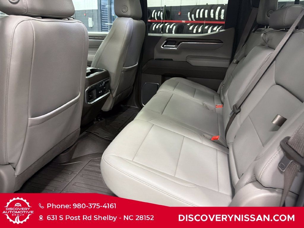 Used 2025 GMC Sierra 1500 SLT w/ SLT Premium Plus Package AWD/4WD image 34