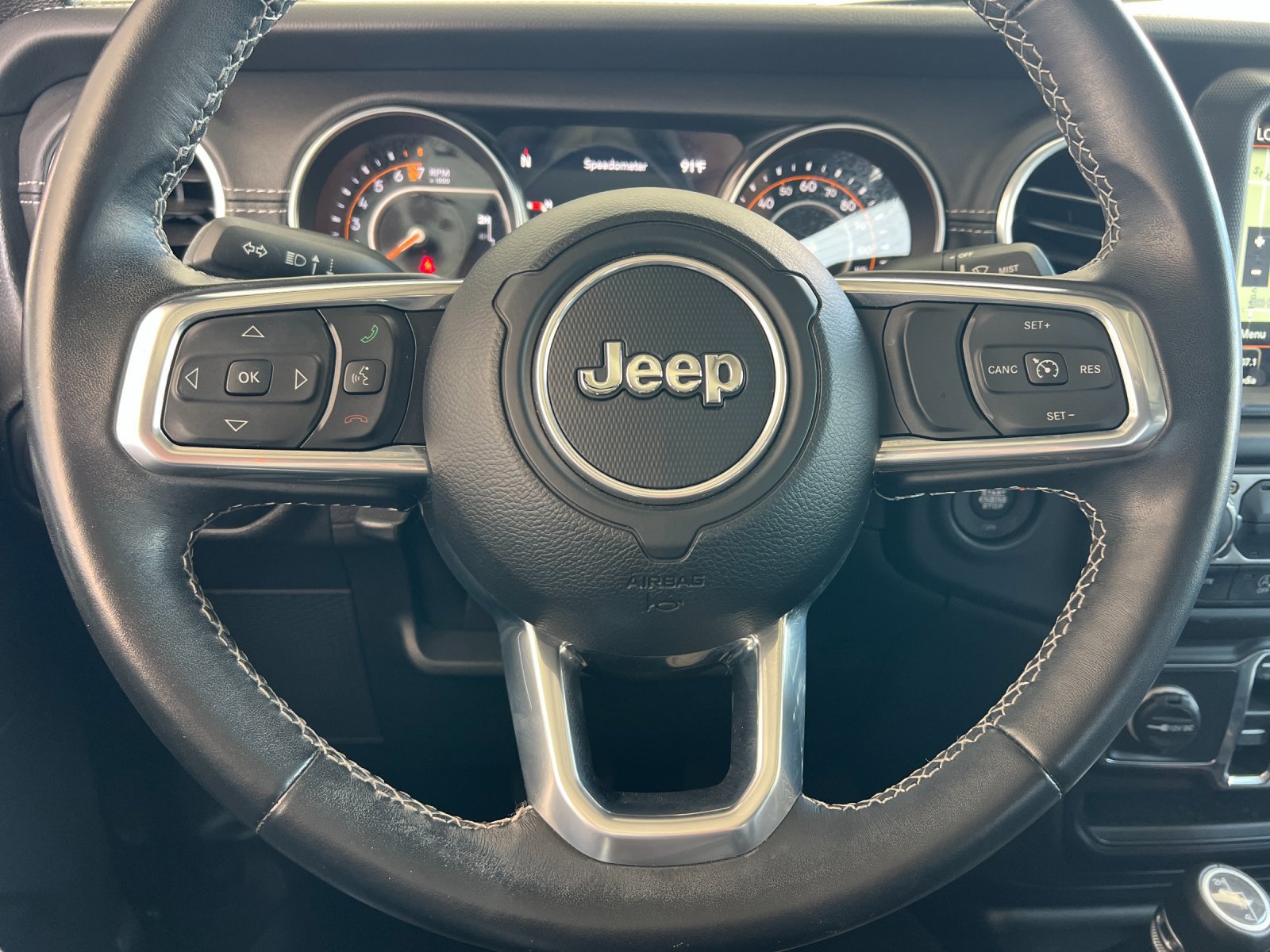 Used 2022 Jeep Gladiator Overland w/ Popular Equipment Package AWD/4WD image 25
