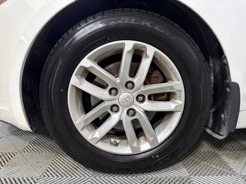 Used 2012 Kia Optima LX FWD image 17