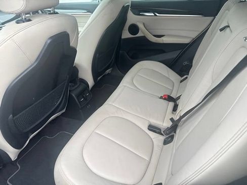 Used 2021 BMW X1 xDrive28i w/ Premium Package AWD/4WD image 12