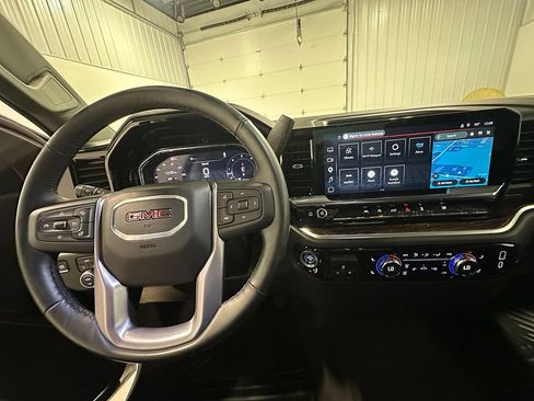Used 2025 GMC Sierra 1500 Elevation AWD/4WD image 40