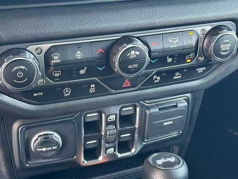 New 2025 Jeep Wrangler Unlimited Sport image 20