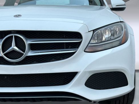 Used 2018 Mercedes-Benz C 300 Sedan image 10