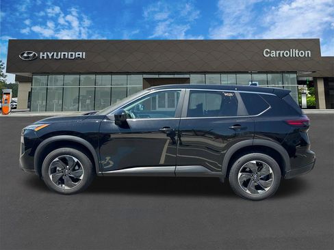 Used 2025 Nissan Rogue SV AWD/4WD image 8