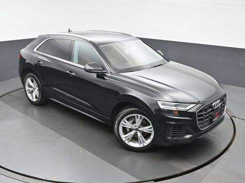 Used 2022 Audi Q8 Premium Plus w/ Premium Plus Package AWD/4WD image 33