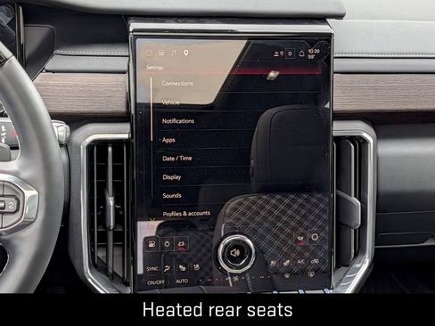 New 2026 GMC Acadia Denali w/ Super Cruise Package FWD image 14