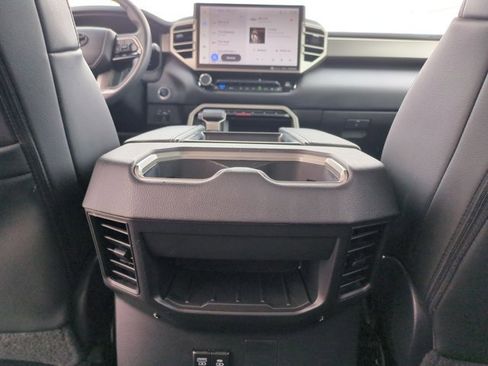 Used 2024 Toyota Tundra Limited image 16