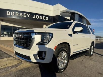Used 2021 GMC Yukon SLT w/ SLT Premium Package