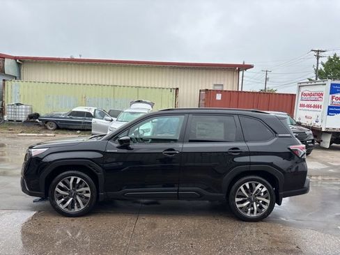 New 2026 Subaru Forester Touring AWD/4WD image 4