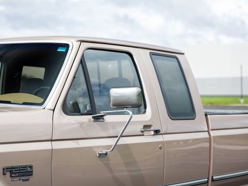 Used 1996 Ford F250 4x4 SuperCab image 26