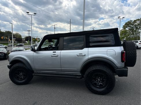 Used 2021 Ford Bronco Outer Banks w/ Sasquatch Package AWD/4WD image 6
