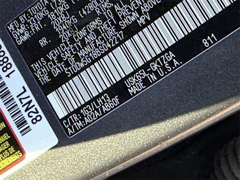 Used 2011 Toyota Sequoia Platinum image 10