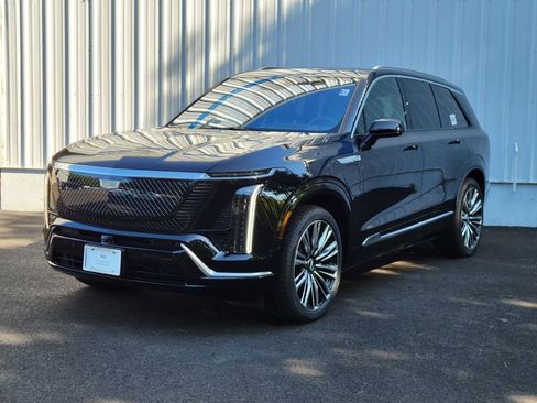 New 2026 Cadillac Vistiq Premium Luxury w/ LPO, Floor Liner Package image 7