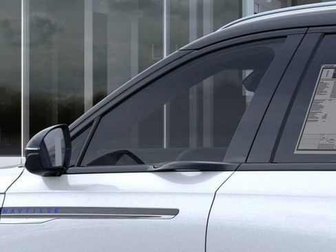 New 2026 Lincoln Nautilus Reserve image 20