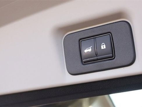 Certified 2024 Nissan Ariya AWD image 8