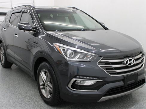Used 2018 Hyundai Santa Fe Sport w/ 2.4L Value Package 02 FWD image 4
